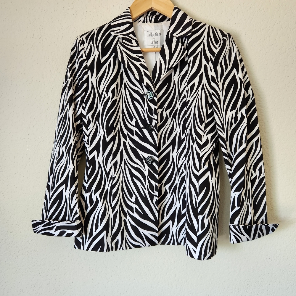 Collections for Le Suit Zebra Jacket, Size 4P - Picture 1 of 7
